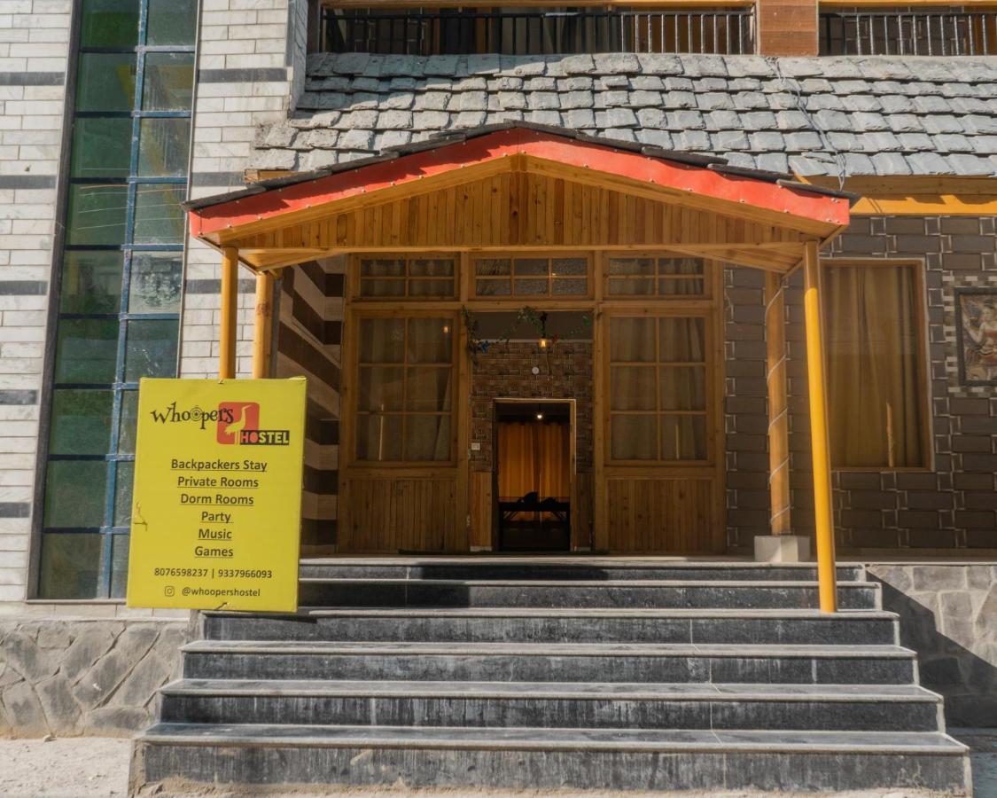 Whoopers Hostel Kasol Kültér fotó