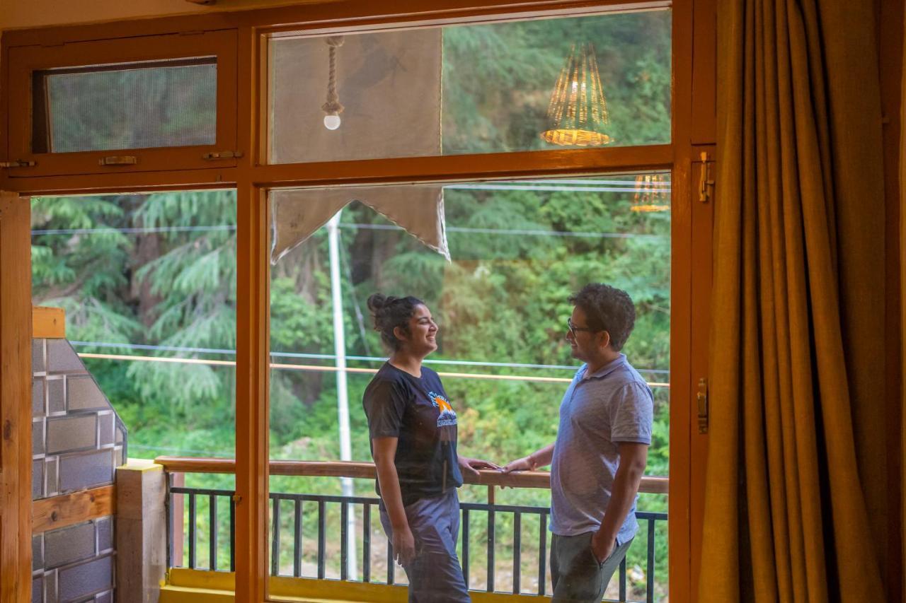 Whoopers Hostel Kasol Kültér fotó