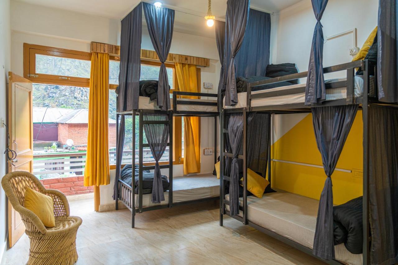 Whoopers Hostel Kasol Kültér fotó