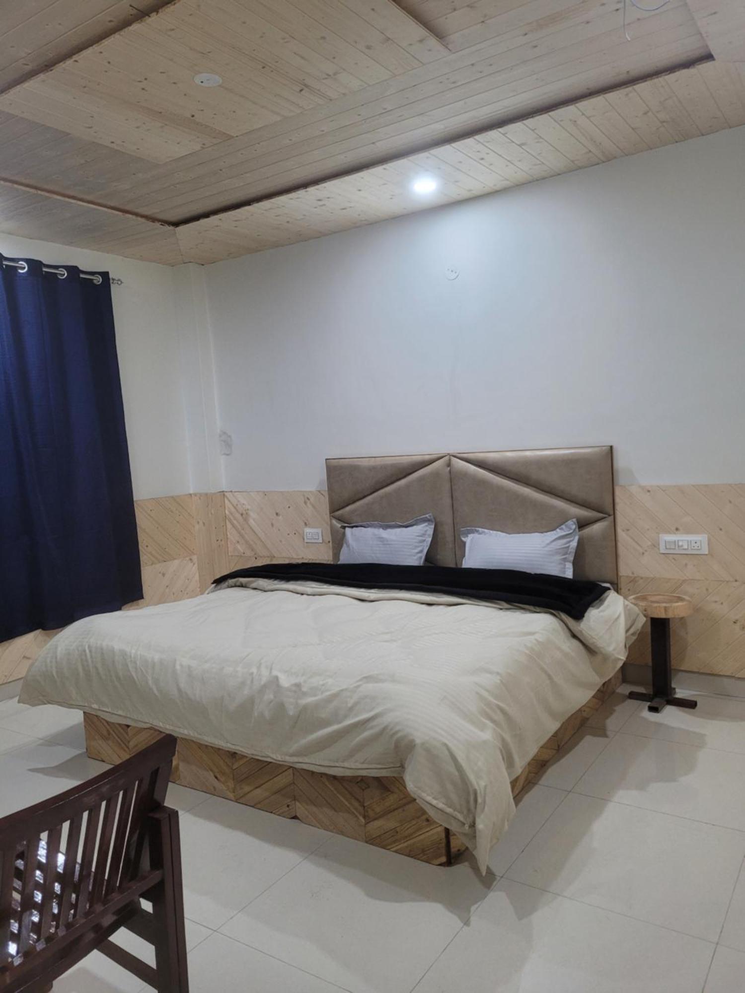 Whoopers Hostel Kasol Kültér fotó
